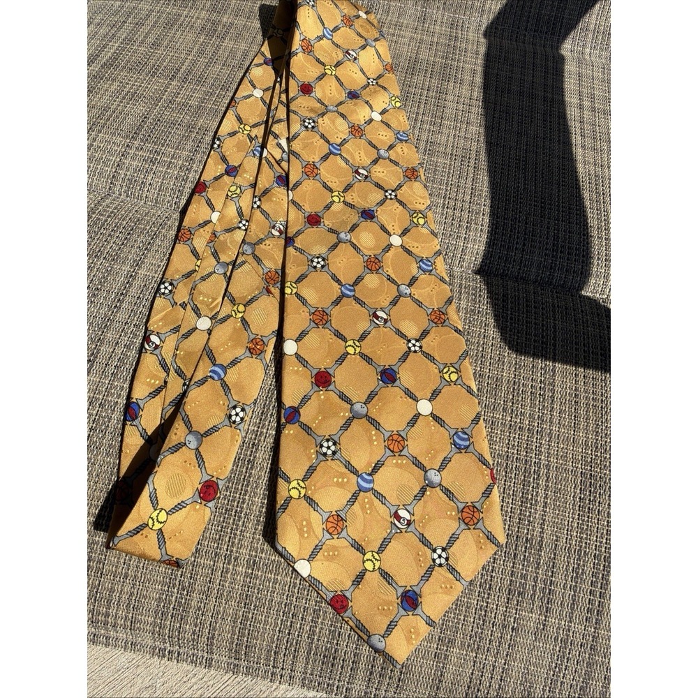 Joe Boxer SCREWBALL 100% silk Yellow neck tie sports fan balls novelty dad